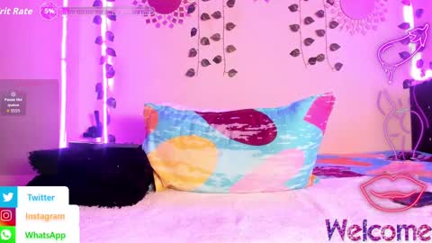 stefanyclak07 online show from October 11, 2025, 7:01 pm