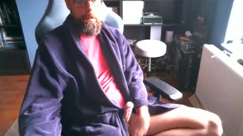 MeStef online show from June 14, 2026, 7:43 am