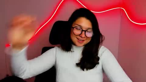 Snapshot of steffi_xo chatting on September 8, 2025, 5:45 pm Steffi online show from September 8, 2025, 5:45 pm