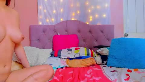 Snapshot of stefi_and_alexander chatting on December 3, 2024, 8:28 pm stefi_and_alexander online show from December 3, 2024, 8:28 pm