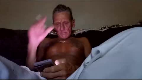 Snapshot of stefy1037 chatting on September 21, 2025, 6:48 am stefy1037 online show from September 21, 2025, 6:48 am