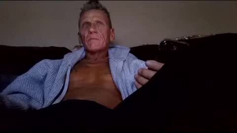 Snapshot of stefy1037 chatting on November 5, 2025, 10:04 am stefy1037 online show from November 5, 2025, 10:04 am