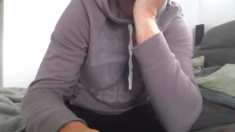 Snapshot of steiferpimmel chatting on October 25, 2025, 8:22 am steiferpimmel online show from October 25, 2025, 8:22 am