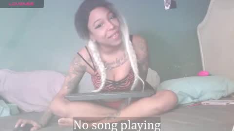 Stella Clitella online show from January 10, 2026, 12:51 pm