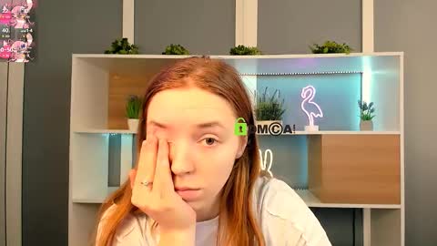 stella_flower online show from February 1, 2026, 6:34 am