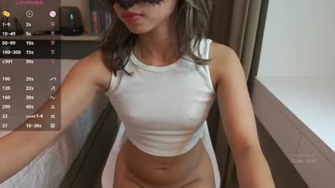 Snapshot of stella_land chatting on June 4, 2026, 4:02 pm Stella online show from June 4, 2026, 4:02 pm