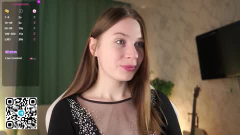 Snapshot of stella_of_steel chatting on November 18, 2025, 10:31 am Stella online show from November 18, 2025, 10:31 am