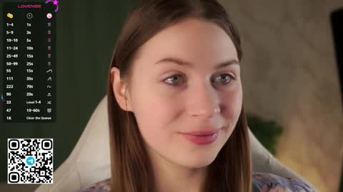 Snapshot of stella_of_steel chatting on November 30, 2025, 12:09 pm Stella online show from November 30, 2025, 12:09 pm