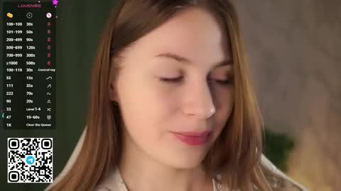 Snapshot of stella_of_steel chatting on December 17, 2025, 11:38 am Stella online show from December 17, 2025, 11:38 am