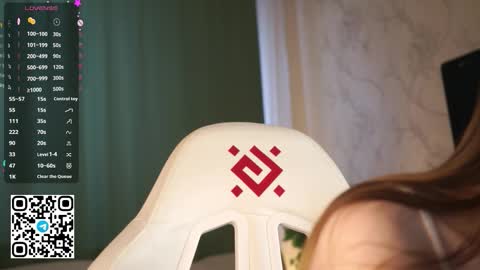 Snapshot of stella_of_steel chatting on February 2, 2026, 11:20 am Stella online show from February 2, 2026, 11:20 am