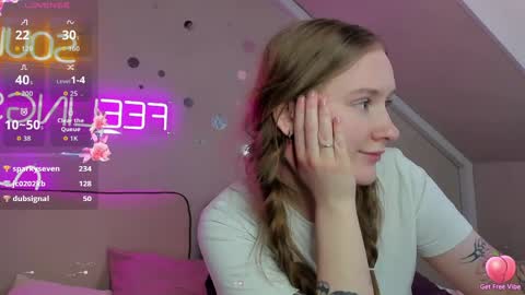 Snapshot of stella_soul chatting on April 11, 2026, 7:45 am Stella online show from April 11, 2026, 7:45 am