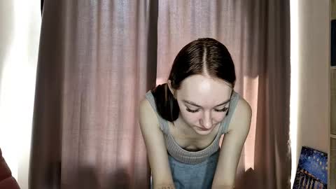 Stella online show from September 17, 2025, 7:10 am