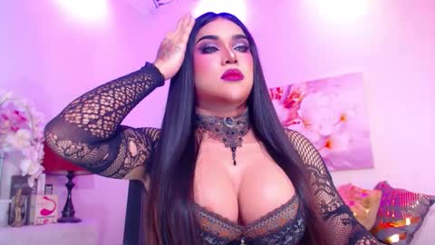 CALL ME STELLA online show from January 13, 2026, 7:46 am