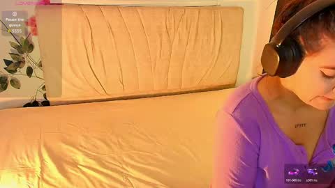 Snapshot of stepha_sweet chatting on May 25, 2026, 2:50 am Emma online show from May 25, 2026, 2:50 am