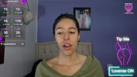 Stephania online show from June 2, 2026, 3:25 pm