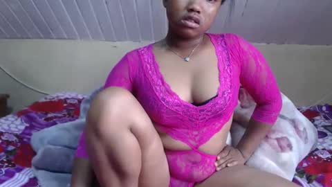 Snapshot of stephaniafa chatting on November 11, 2025, 5:51 am perfectly imperfect girl online show from November 11, 2025, 5:51 am