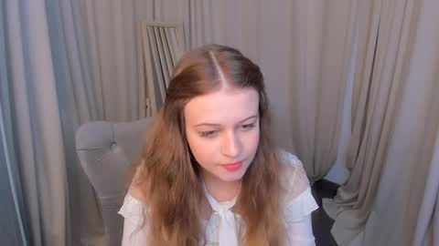 Snapshot of stephanie_shy_ chatting on November 30, 2025, 9:02 am Stephanie online show from November 30, 2025, 9:02 am