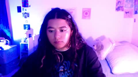 Stephanie  online show from December 4, 2024, 5:05 am