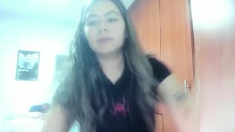 Stephanie  online show from December 23, 2025, 3:37 am