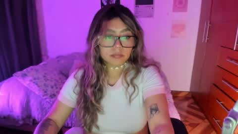 Stephanie  online show from April 16, 2026, 2:23 am