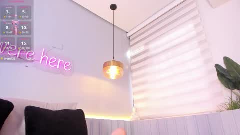 Stephany  online show from December 16, 2025, 4:34 pm