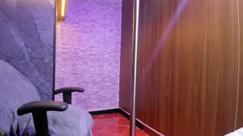 stephany_rodriguez_ online show from January 8, 2026, 12:18 pm