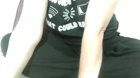 Snapshot of stephany_s chatting on October 1, 2025, 11:00 pm Stephany online show from October 1, 2025, 11:00 pm