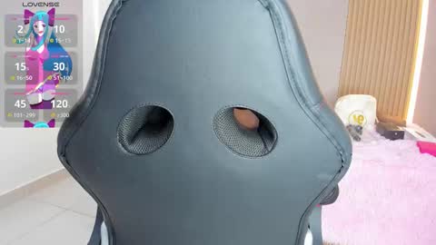 Stephany online show from December 23, 2025, 3:37 am