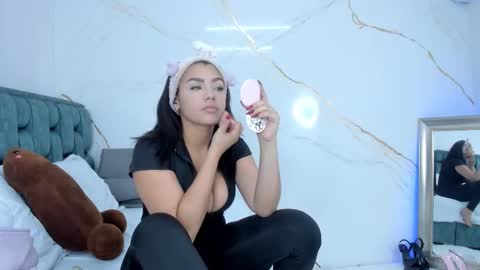 Stefanny online show from September 26, 2025, 11:09 pm