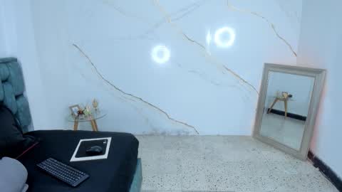 Stefanny online show from December 16, 2025, 12:26 am