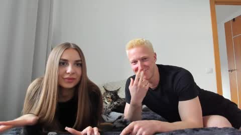 Step sis and Step bro online show from May 14, 2026, 5:42 pm