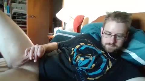 Snapshot of sterben13v chatting on October 5, 2025, 9:34 pm Ian23602 online show from October 5, 2025, 9:34 pm