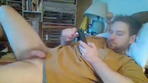 Snapshot of sterben13v chatting on November 11, 2025, 1:11 pm Ian23602 online show from November 11, 2025, 1:11 pm