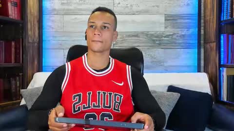    online show from February 21, 2026, 4:19 pm