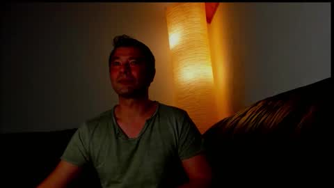 sternhagel online show from November 9, 2025, 11:03 pm