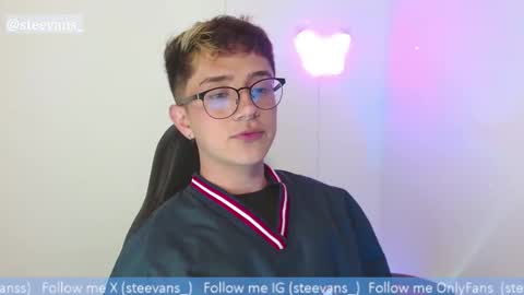 Stevan online show from October 28, 2025, 6:39 am