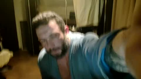 Snapshot of stevebulkzor chatting on October 17, 2025, 9:39 pm Steve Oakenshield son of John son of Vasyl online show from October 17, 2025, 9:39 pm