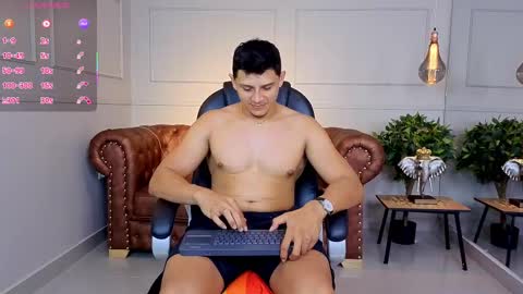 Snapshot of steveen_muller1 chatting on September 11, 2025, 7:14 pm STIVEN online show from September 11, 2025, 7:14 pm