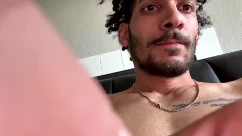 stevejoexxx14 online show from February 24, 2026, 8:40 pm