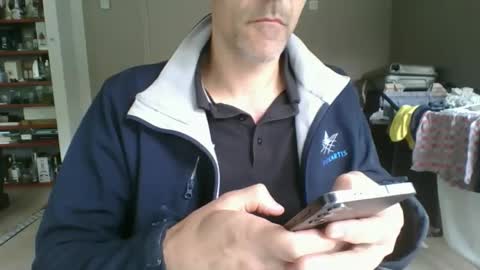 steven123456785857 online show from October 2, 2025, 11:28 am