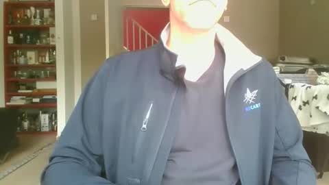 steven123456785857 online show from October 8, 2025, 12:25 pm