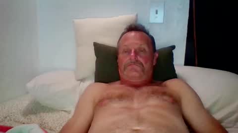 steven626708 online show from March 29, 2026, 2:22 am