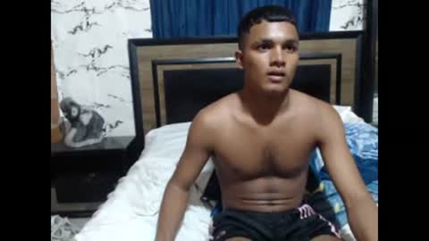 Snapshot of steven_big_dick23 chatting on December 2, 2024, 5:04 am Steven online show from December 2, 2024, 5:04 am