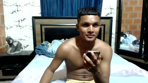 Snapshot of steven_big_dick23 chatting on December 11, 2024, 3:56 am Steven online show from December 11, 2024, 3:56 am