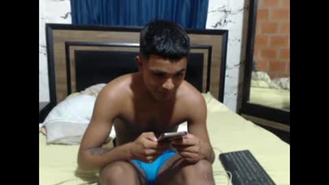 Snapshot of steven_big_dick23 chatting on December 27, 2024, 2:14 am Steven online show from December 27, 2024, 2:14 am