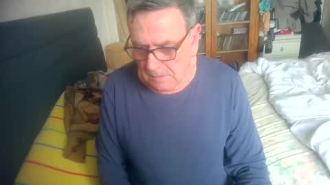 slave for computer control online show from March 16, 2026, 10:19 am