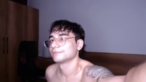 Snapshot of steveoceanbeanhuge chatting on February 27, 2026, 3:17 am Alex online show from February 27, 2026, 3:17 am