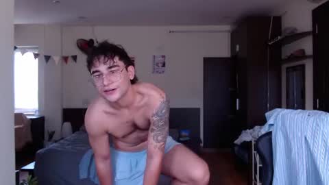 Alex   online show from June 19, 2026, 3:33 am