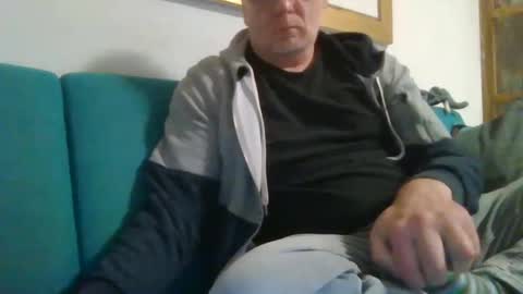 Snapshot of stevessky chatting on February 5, 2025, 9:07 pm stevessky online show from February 5, 2025, 9:07 pm