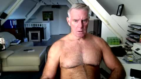 stevetwo online show from November 24, 2025, 1:00 pm